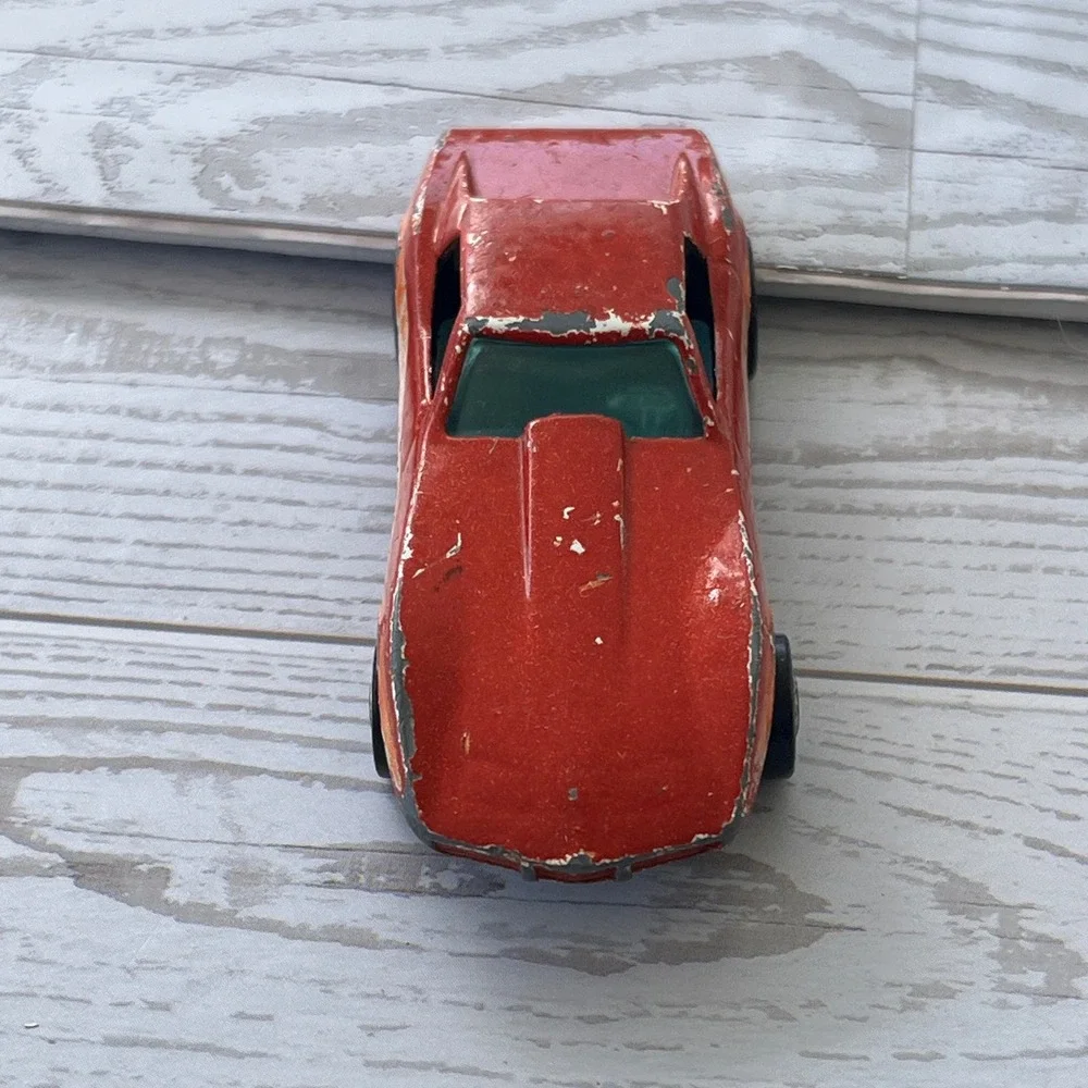 Vintage 1975 Hot Wheels Corvette Stingray Red Diecast Car‎ Malaysia 1/64 Scale
